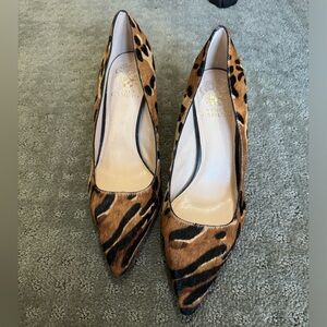 Leopard Vince Camuto Pumps